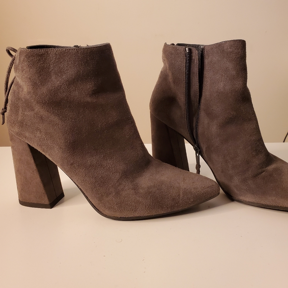 Stuart Weitzman Ankle Suede Boots (Grey)